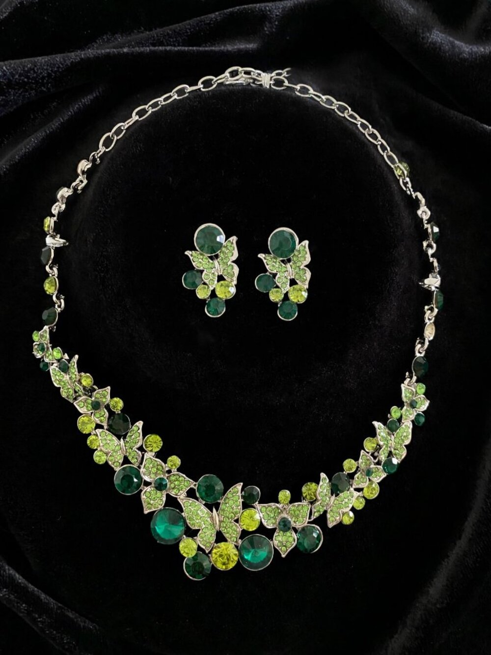 Green Crystal Butterfly Necklace & Earrings Set – Silver Tone Statement Jewelry